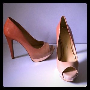 Jessica Simpson size 6 heel